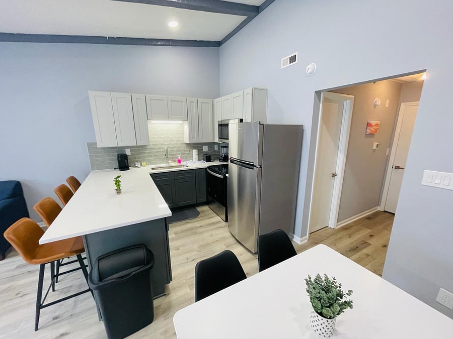 Furnished Finder property 721931_1 photo 13