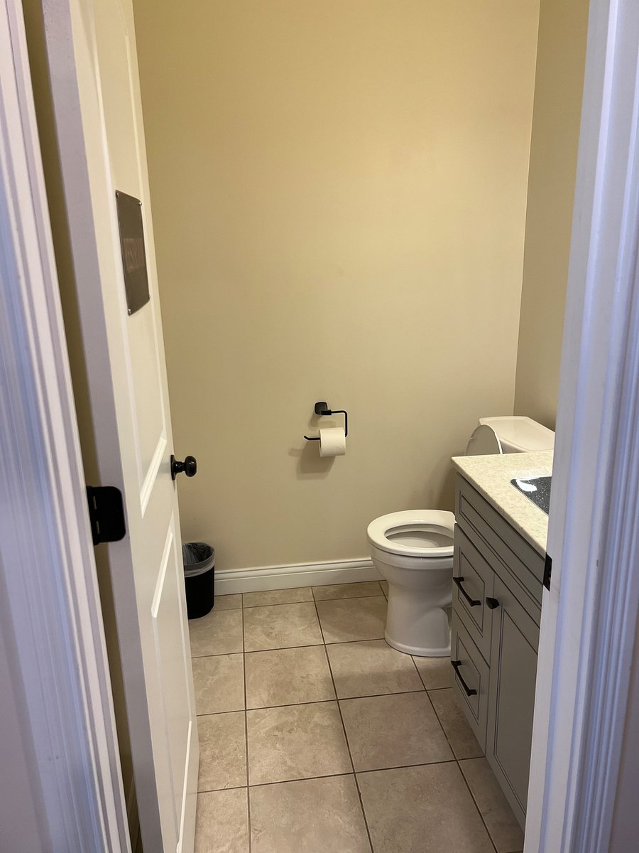 Furnished Finder property 721968_1 photo 30