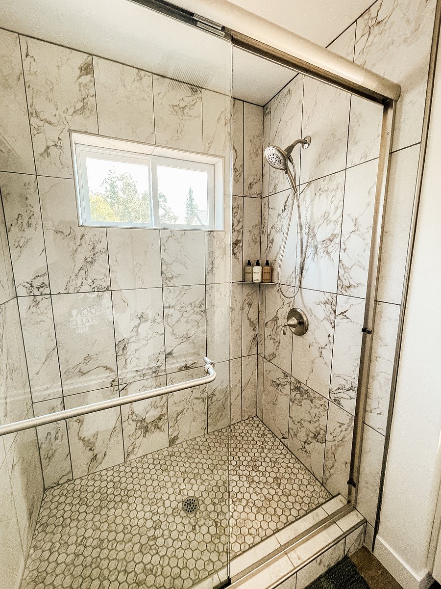 Large shower with starter shampoo, conditioner and body wash