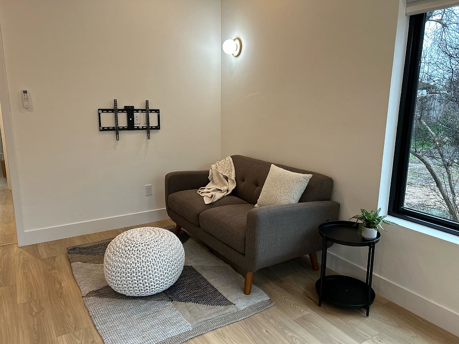 Furnished Finder property 722047_1 photo 11
