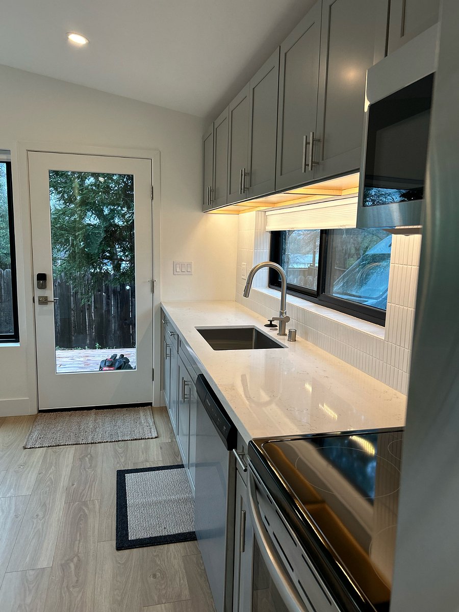 Furnished Finder property 722047_1 photo 5