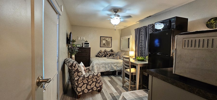 Furnished Finder property 722049_1 photo 3