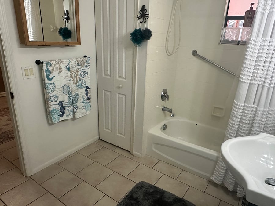 Furnished Finder property 722081_3 photo 6