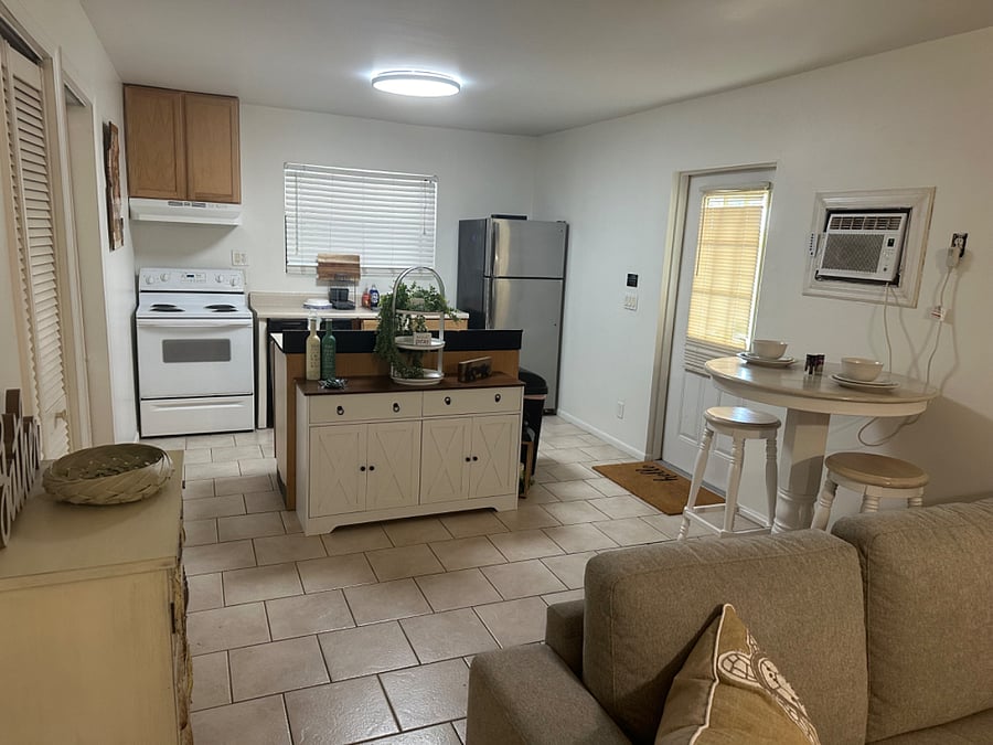 Furnished Finder property 722081_3 photo 8