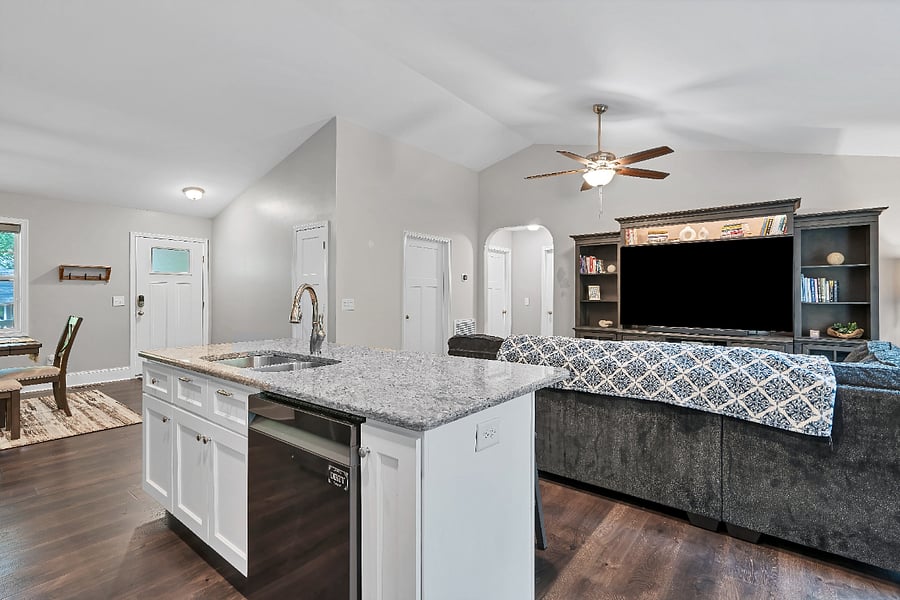 Furnished Finder property 722136_1 photo 15
