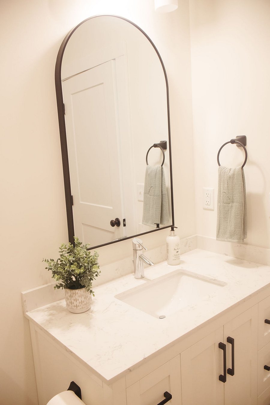 Furnished Finder property 722192_1 photo 45
