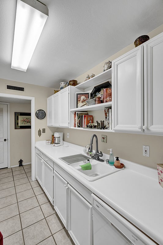 Furnished Finder property 722213_1 photo 17