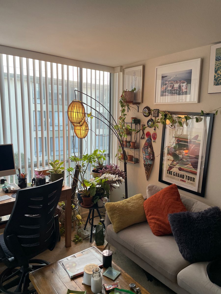 LIVING ROOM 2