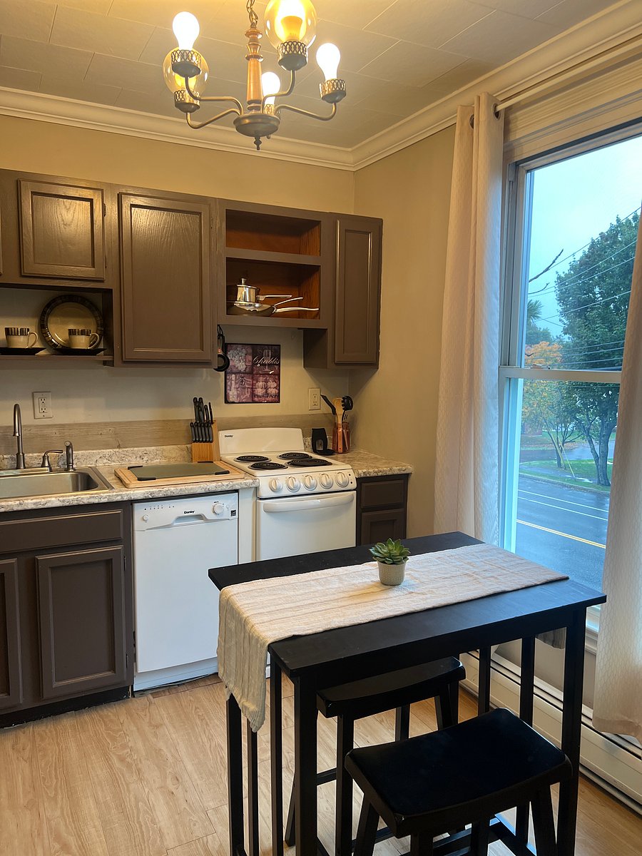 Furnished Finder property 722233_2 photo 14