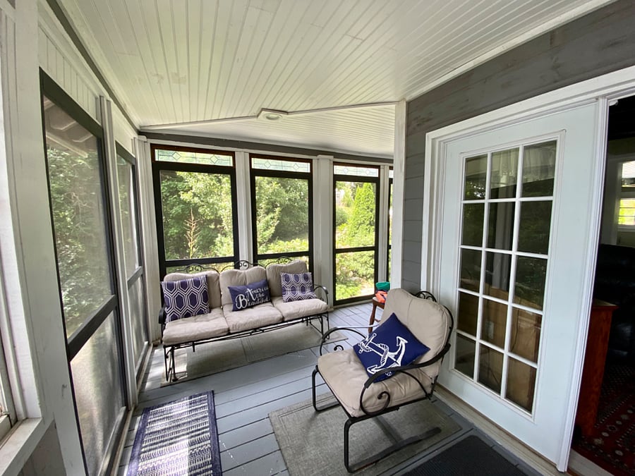 screened porch