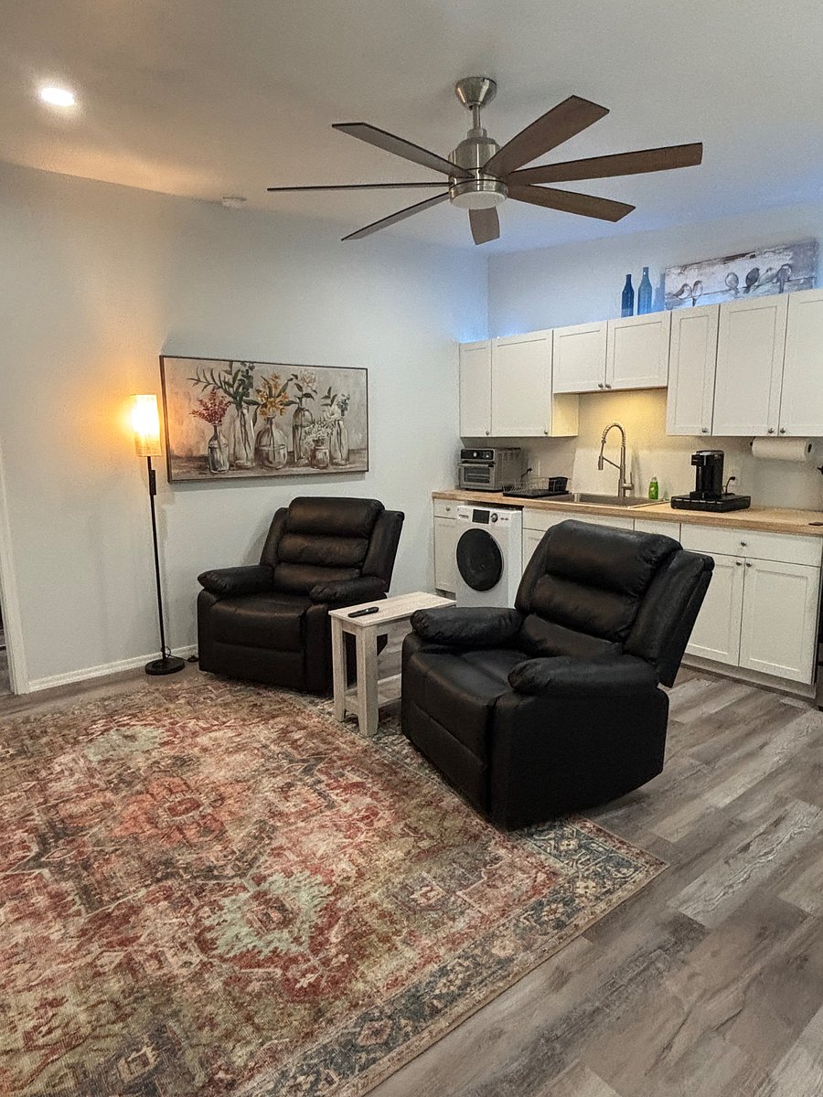 Furnished Finder property 722252_1 photo 3