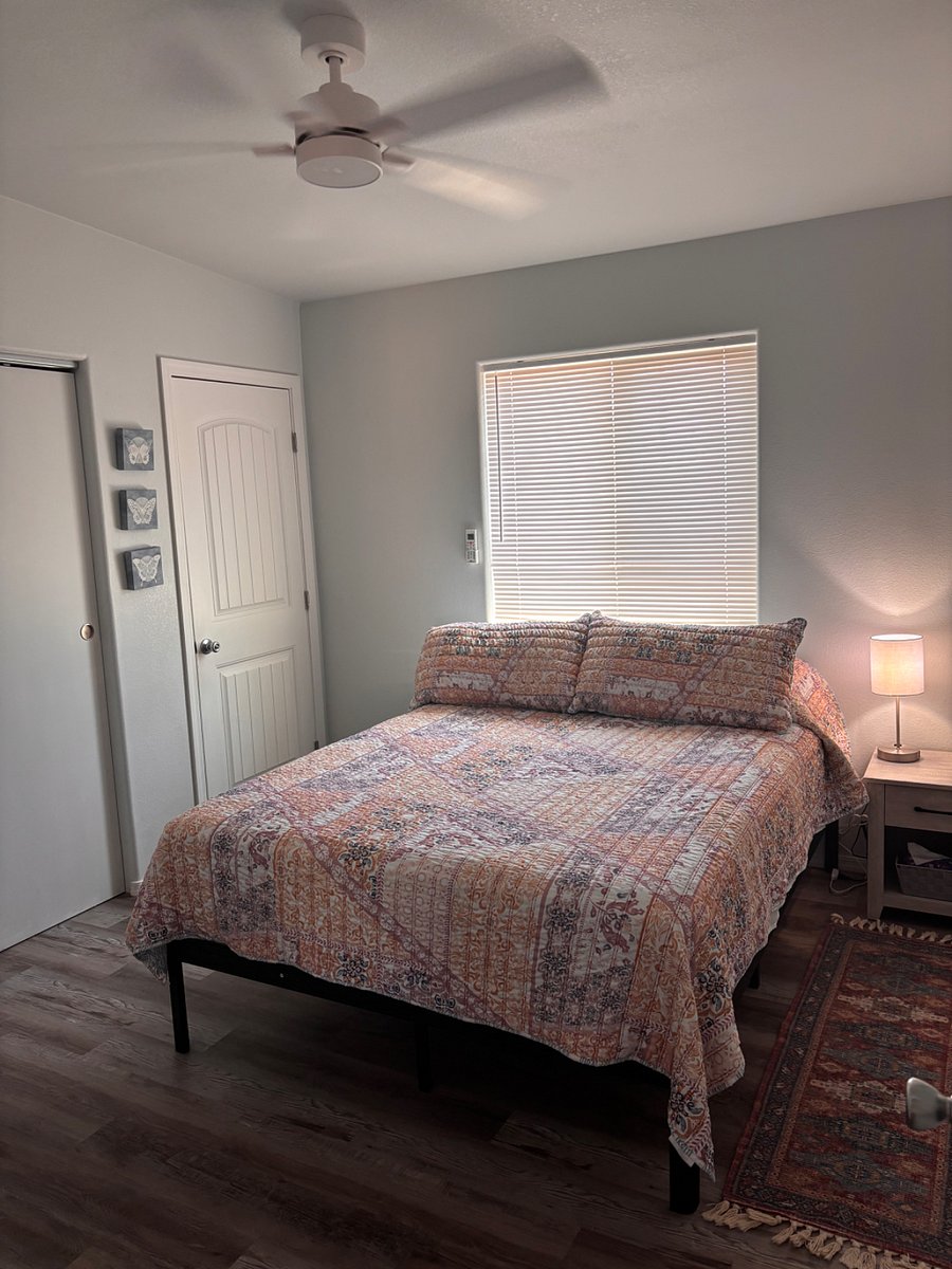 Queen Bed