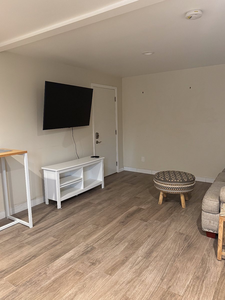 Furnished Finder property 722271_1 photo 3