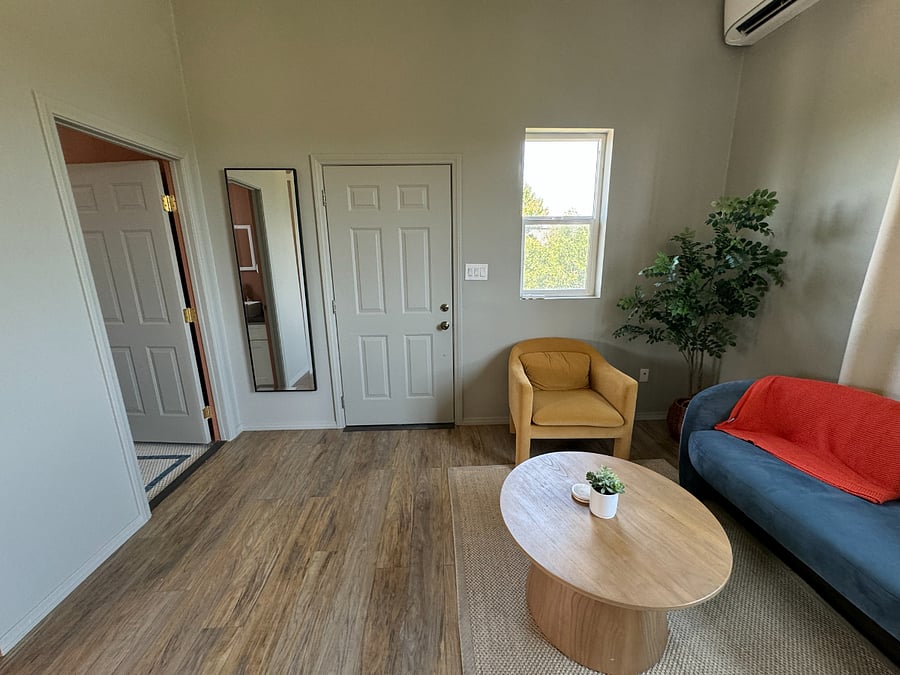 Front Entrance with Bathroom