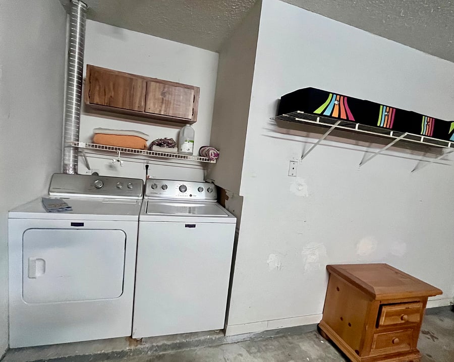 Full 2 car garage and washer and dryer