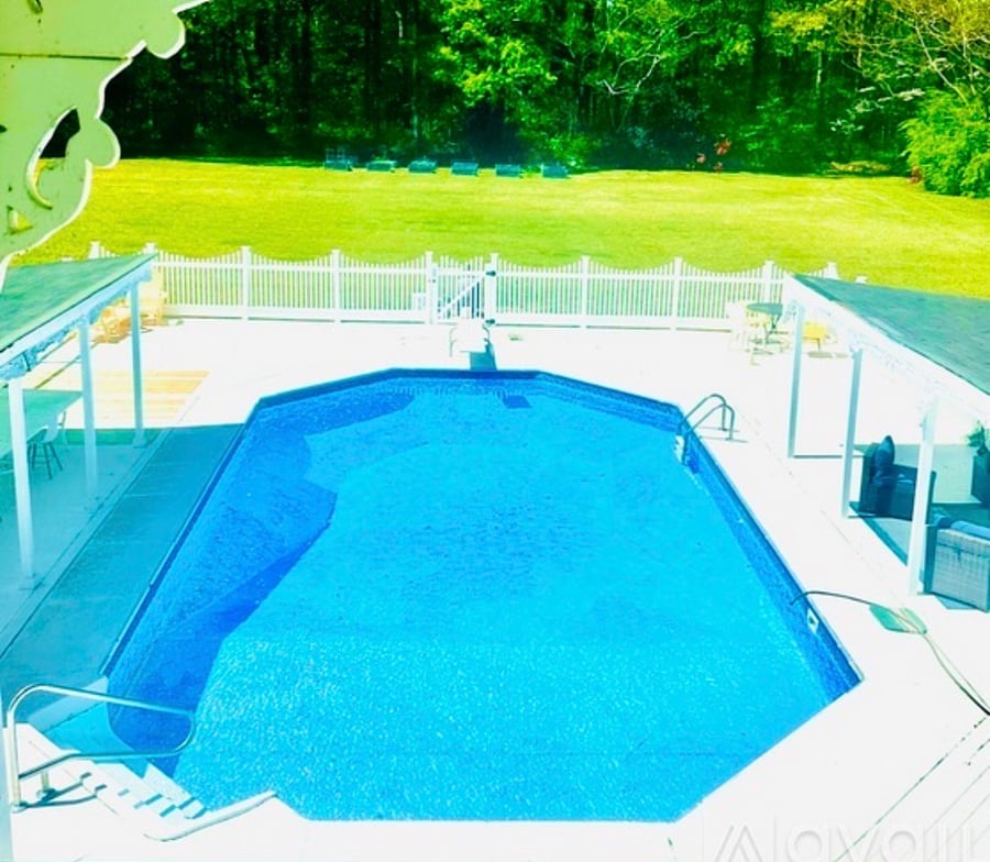 Furnished Finder property 722390_1 photo 17
