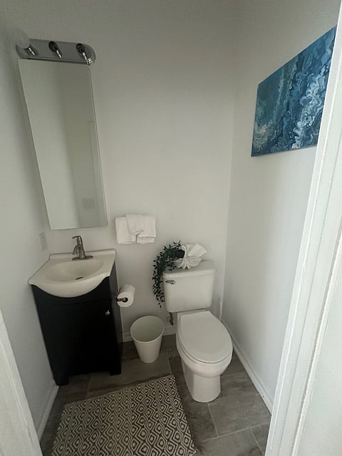 1/2 bath