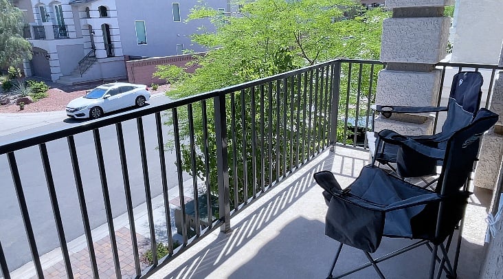 Relax on the balcony and enjoy the sunset & quiet neighborhood