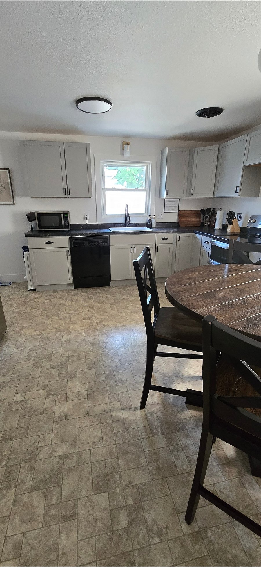 Furnished Finder property 722438_1 photo 11
