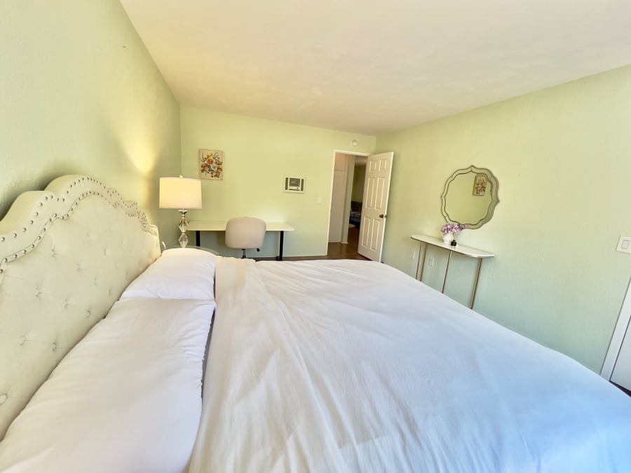 Furnished Finder property 722500_1 photo 8
