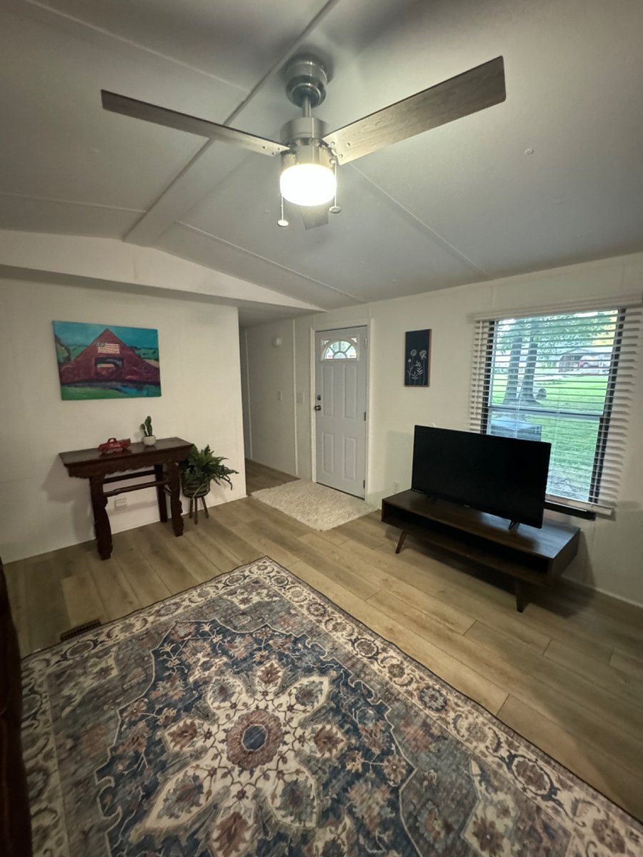 Furnished Finder property 722557_1 photo 3