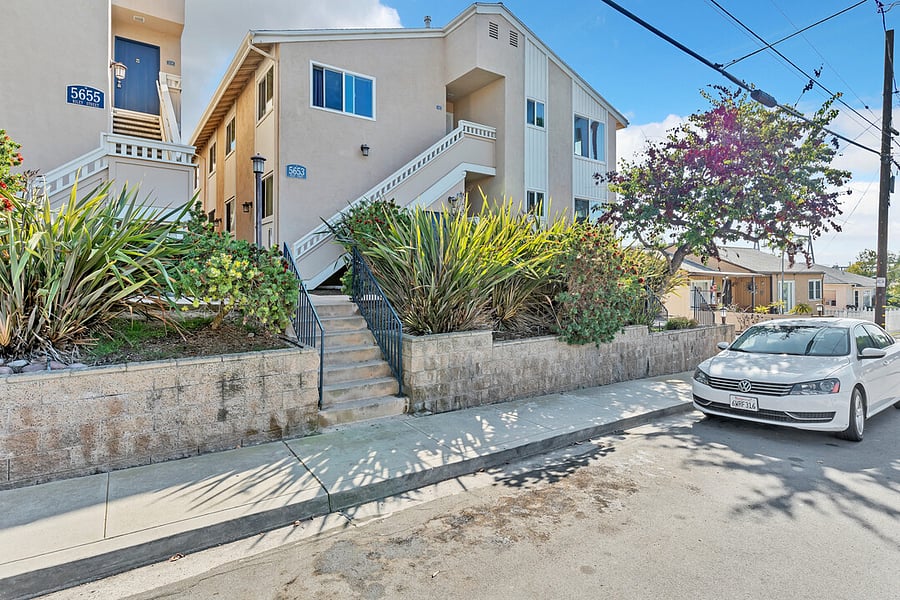 Furnished Finder property 722563_1 photo 25