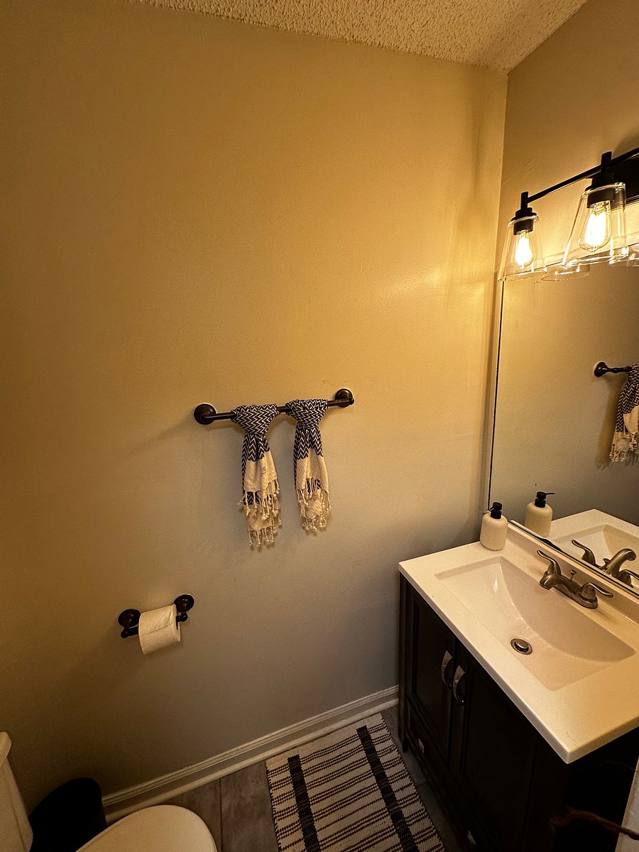 Guest Bathroom Downstairs