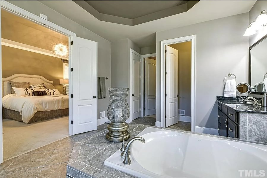 Furnished Finder property 722574_1 photo 11