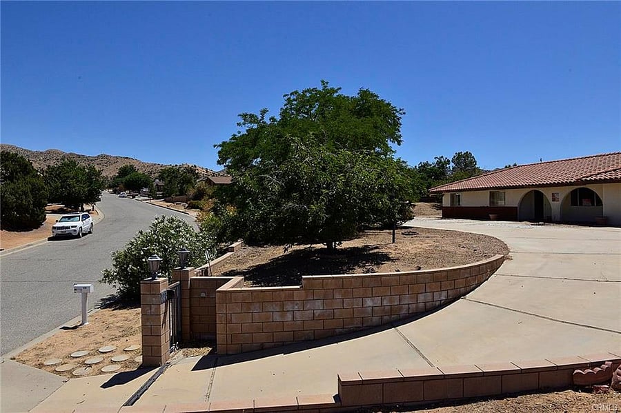 Furnished Finder property 722622_1 photo 7