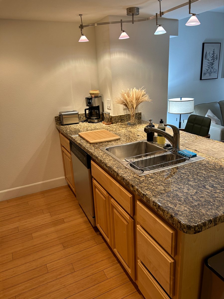 Furnished Finder property 722629_1 photo 5