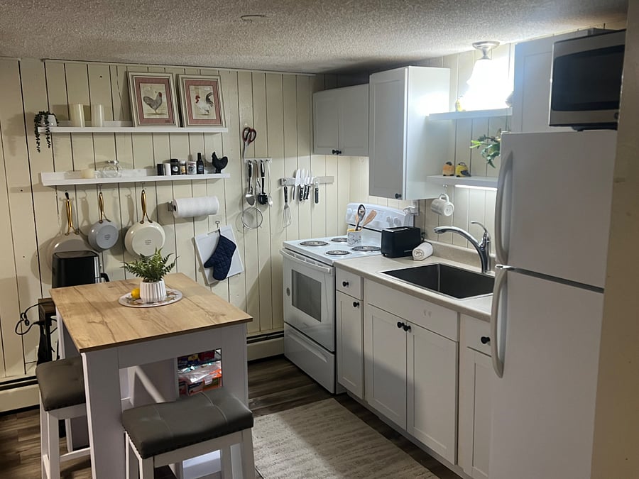 Furnished Finder property 722640_1 photo 1