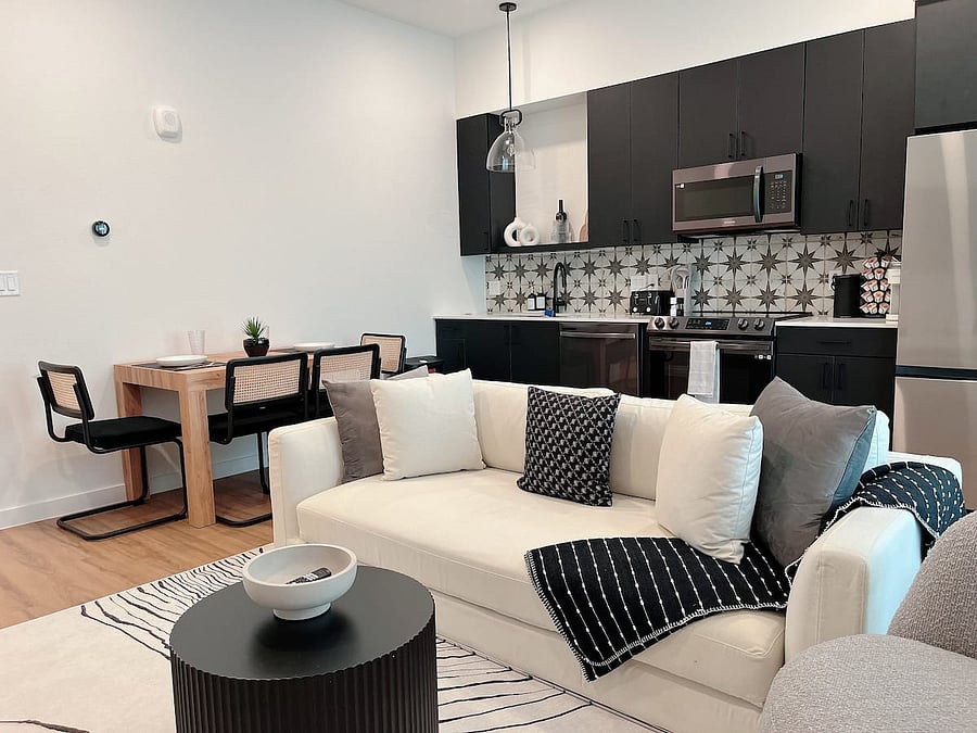Furnished Finder property 722681_1 photo 9