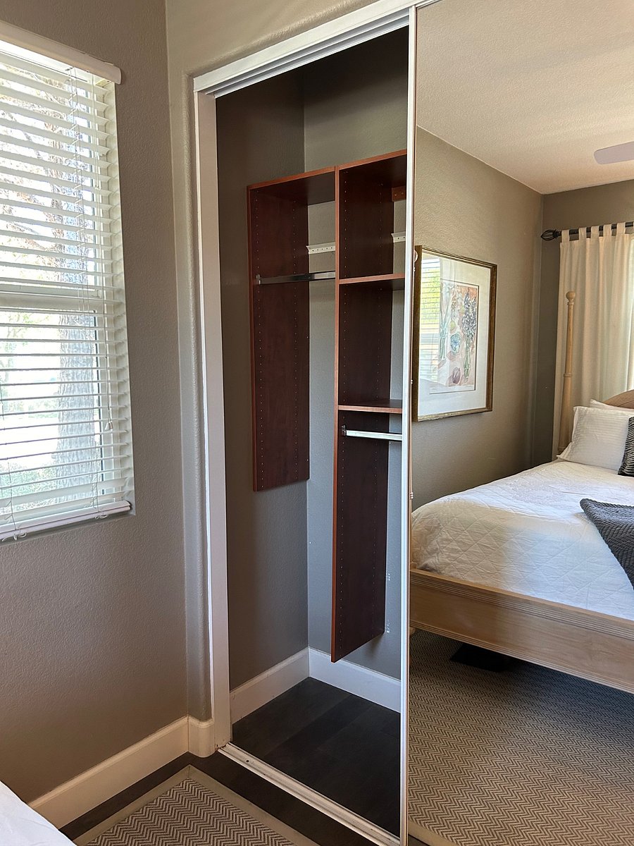 Lots of storage space in bedroom