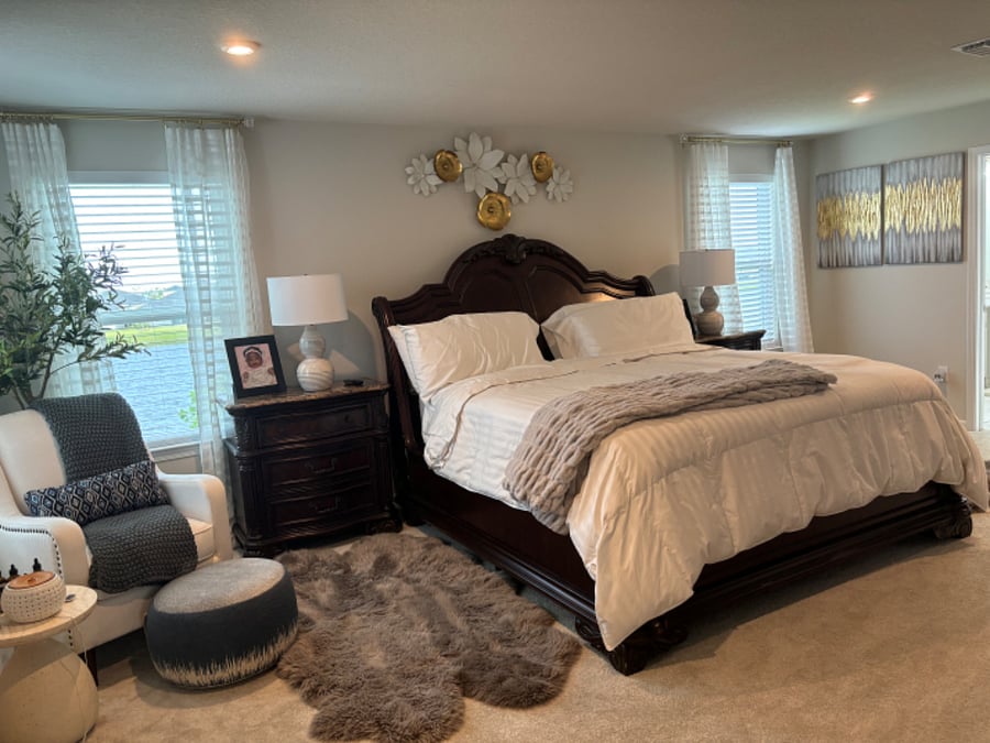 MASTER BEDROOM