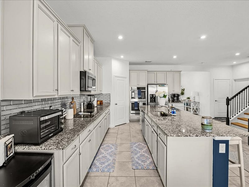 Furnished Finder property 722835_1 photo 8