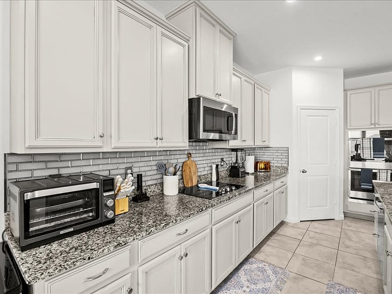 Furnished Finder property 722835_1 photo 9