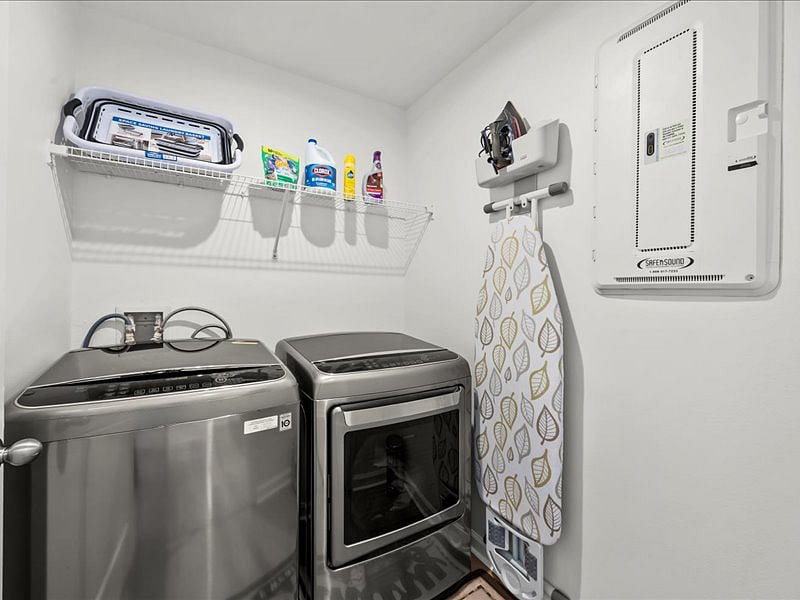 Furnished Finder property 722835_1 photo 37