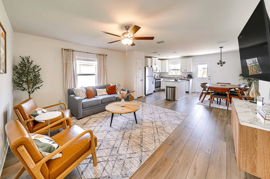 Furnished Finder property 722880_1 photo 2
