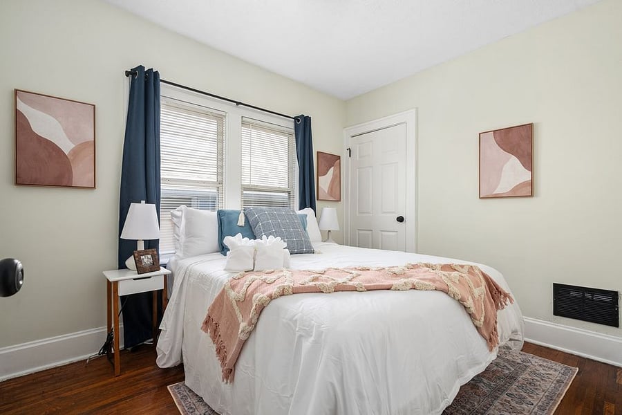 Furnished Finder property 722888_1 photo 32