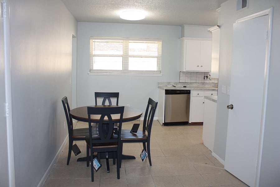 Furnished Finder property 722922_2 photo 5