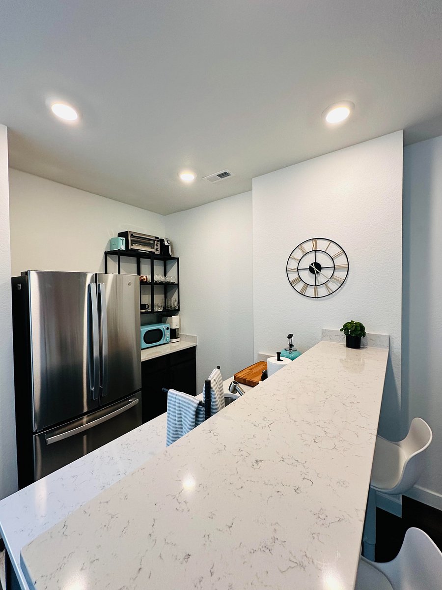 Furnished Finder property 722982_1 photo 3