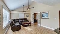 Furnished Finder property 723003_1 photo 16