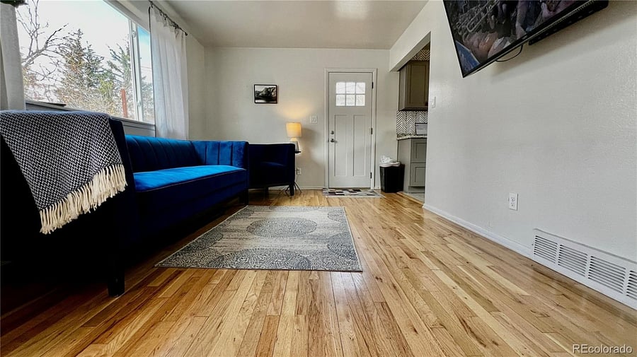 Furnished Finder property 723031_1 photo 9