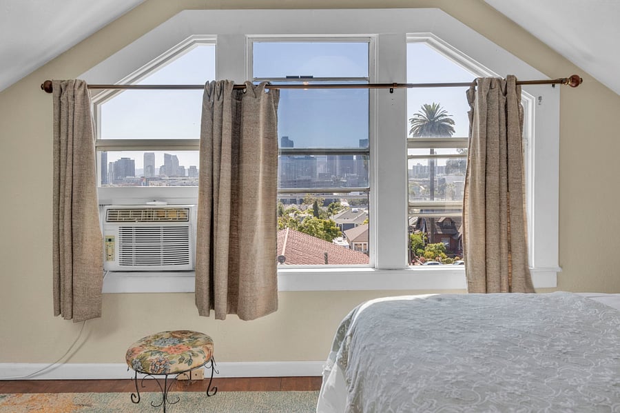 Furnished Finder property 723085_1 photo 41