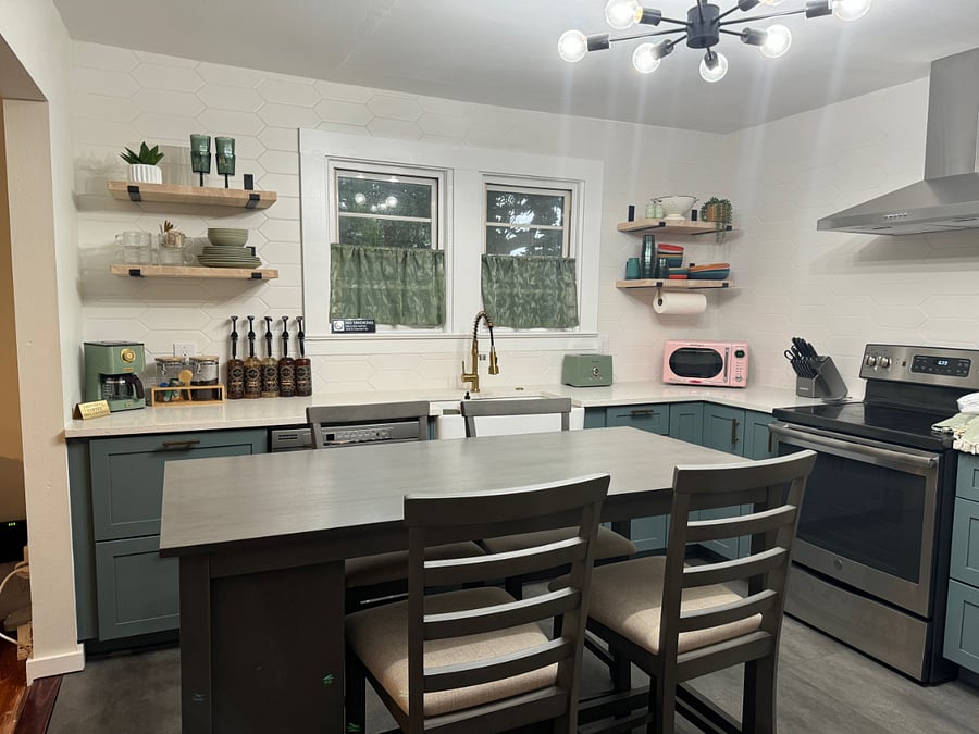 Furnished Finder property 723090_1 photo 17