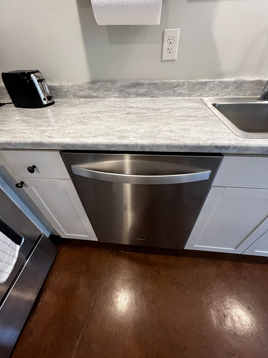 Furnished Finder property 723098_1 photo 17