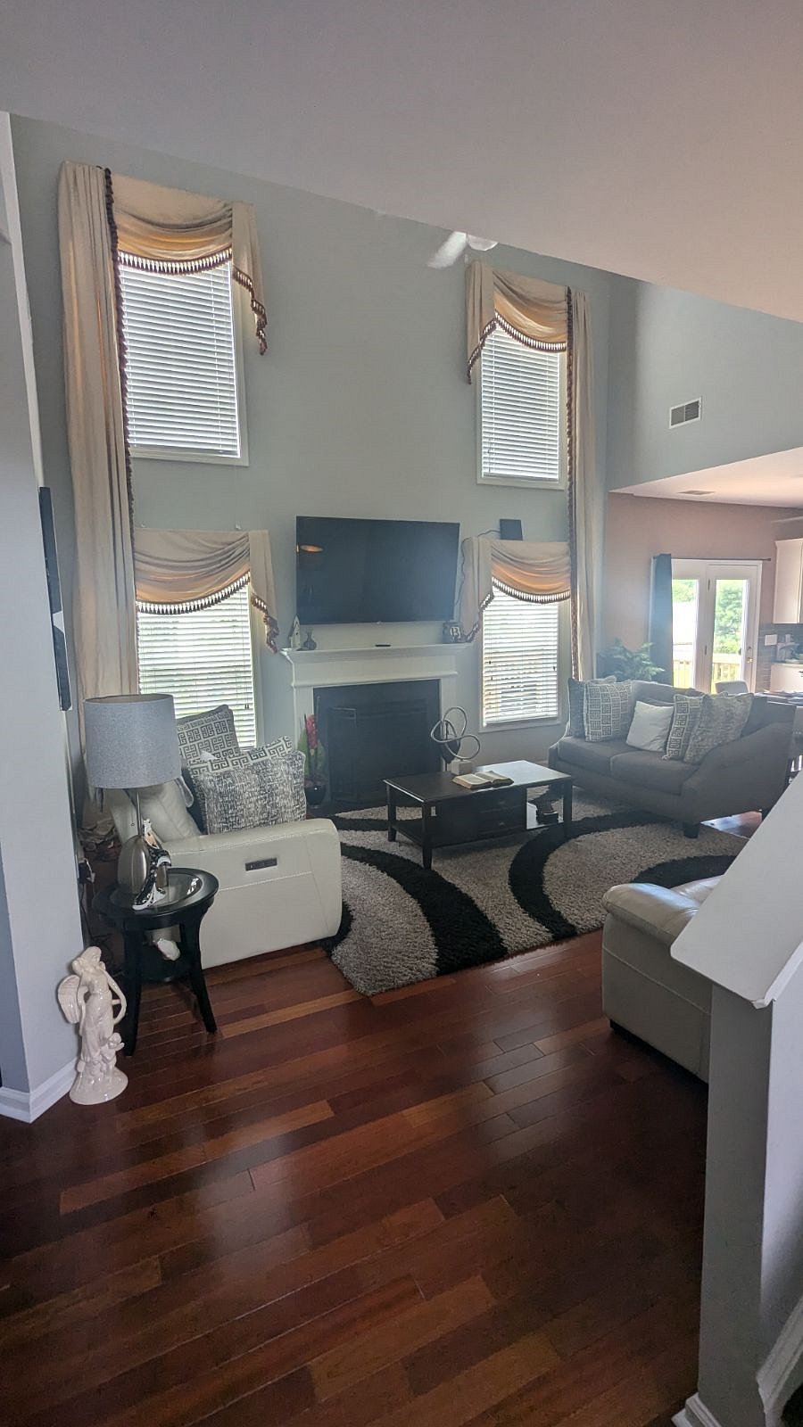 Furnished Finder property 723126_1 photo 3