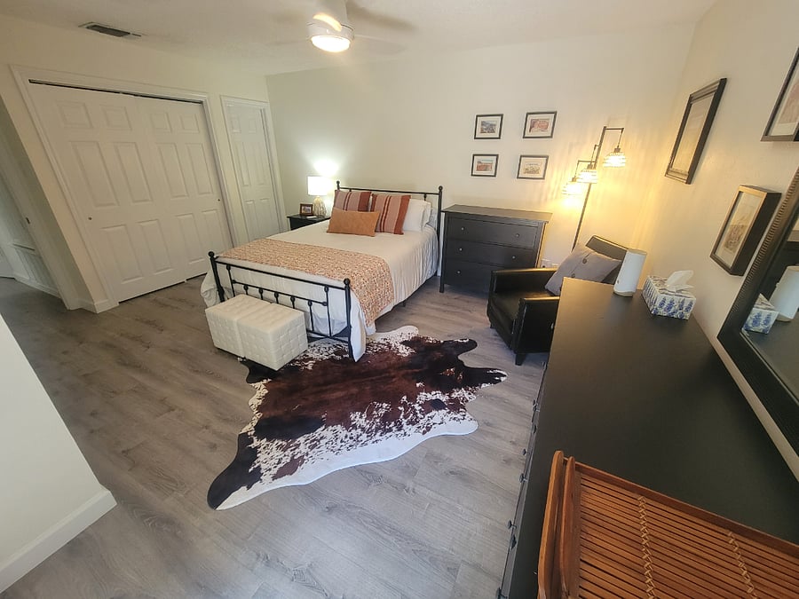 Master Queen Room