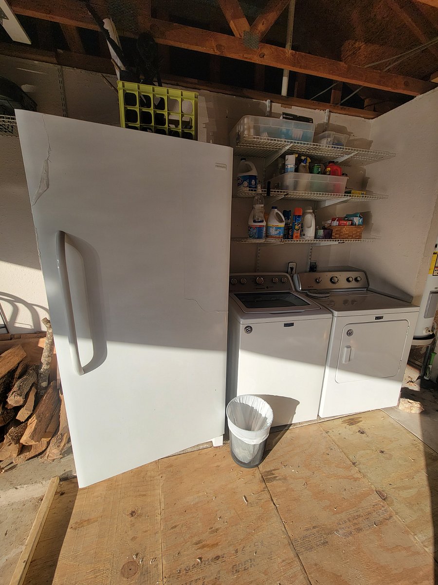Washer/Dryer and deep freezer