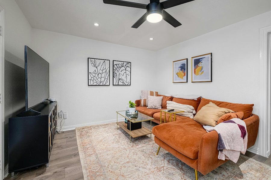 Furnished Finder property 723147_1 photo 2